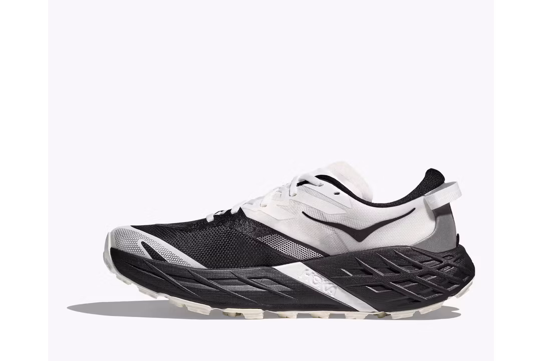 Pantofi Alergare Trail Dama Hoka Speedgoat 7 Black White | StoneFeet